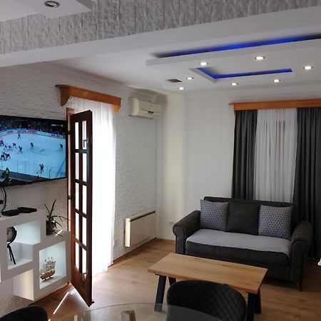 קוטור Apartment Ksenija מראה חיצוני תמונה